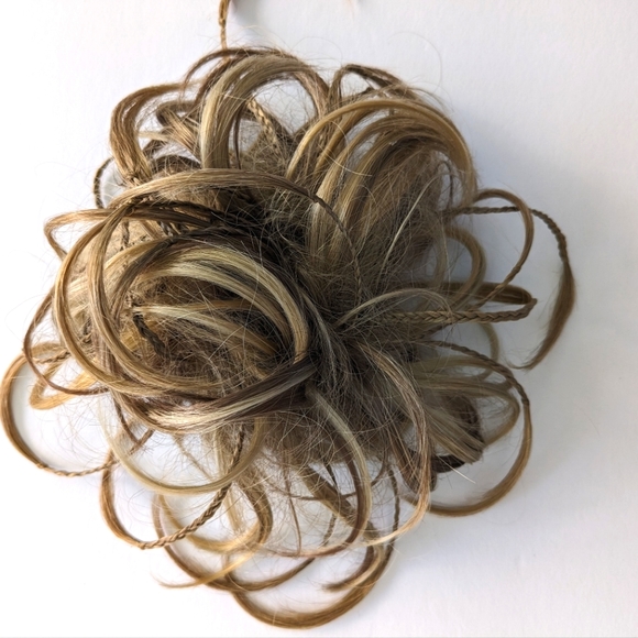 hairways international Other - New Toni Twin Clip Curls N More Brown and Blonde